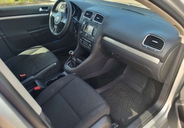 Volkswagen Golf VI Variant 1.6 TDI-CR DPF BlueMotion 105KM 2011 Volkswagen Golf Combi 1.6 Diesel 105KM, zdjęcie 24