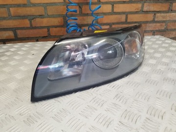 LAMPA LEWA PRZEDNIA VOLVO V50