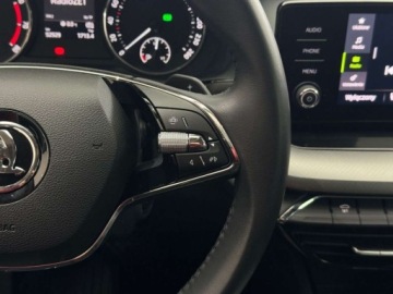 Skoda Octavia IV Liftback 1.5 TSI EVO 150KM 2024 Skoda Octavia Ambition Podgrzewana szyba Kamera cofania CarPlayAndroid, zdjęcie 20