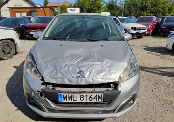 Peugeot 208 I Hatchback 5d Facelifting 1.6 BlueHDi 75KM 2017 Peugeot 208 2017r, Salonowy. 1.6 HDI. Uszkodzony przod. Jezdzi. 1.6 75KM, zdjęcie 15
