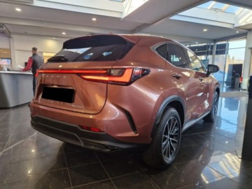 Lexus NX II SUV Facelifting 2.5 350h 200KM 2025 Od ręki - 350h Elegance 2.5 Hybrid 200KM | Podgrzewane fotele!, zdjęcie 5