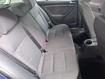 Volkswagen Golf V Hatchback 1.4 i 16V 75KM 2005 Volkswagen Golf Piekny klimatyzacja bez rdzy 1.4 Benzyna 75KM, zdjęcie 23