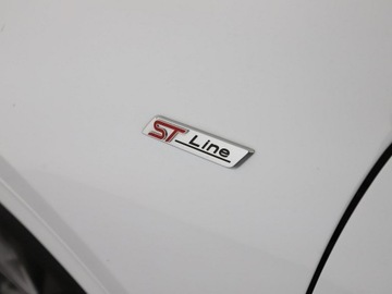 Ford Kuga III SUV Plug-In 2.5 Hybrid 190KM 2022 Ford Kuga HEV skóra/alcantara full LED navi, zdjęcie 39