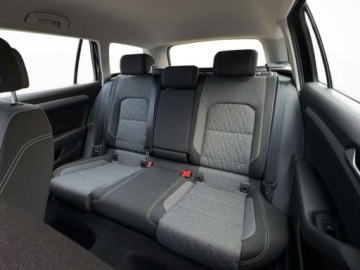 Volkswagen Passat B8 Variant Facelifting 1.5 TSI EVO 150KM 2023 Volkswagen Passat Variant 1.5 TSI Evo Business DSG FV 23 gwarancja 1.5, zdjęcie 26