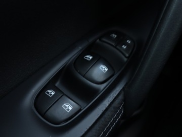 Nissan Qashqai II Crossover 1.2 DIG-T 115KM 2017 Nissan Qashqai 1.2 DIG-T, Salon Polska, zdjęcie 15