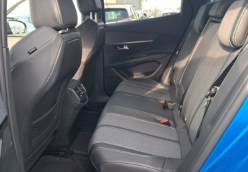 Peugeot 3008 II Crossover Facelifting  1.2 PureTech 130KM 2021 Peugeot 3008 1.2 PureTech Allure SS EAT8 1.2 Benzyna 130KM, zdjęcie 11