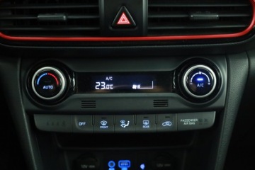 Hyundai Kona I Crossover 1.0 T-GDI 120KM 2017 Hyundai Kona 1.0 T-GDI, Salon Polska, zdjęcie 16