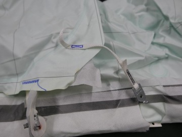 BMW X1 F48 ЗАЖИМЫ ДЛЯ ШТОР ПОДУШКА ДЛЯ ШТОР ПРАВАЯ 7352602