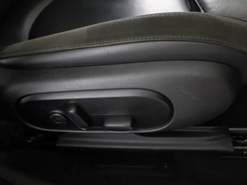 Mini Countryman F60 Crossover 1.5 Plug-in Hybrid 224KM 2018 Mini Countryman Cooper S ALL4 PHEV Chili Panorama, zdjęcie 39