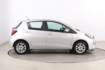 Toyota Yaris III Hatchback 5d Facelifting 1.33 Dual VVT-i 99KM 2016 Toyota Yaris 1.33 Dual VVT-i, Salon Polska, Klima, zdjęcie 5