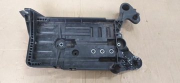 Skoda Karoq 17 r podstawa akumulatora 5Q0915331k