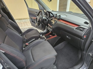 Suzuki Swift VI Sport 1.4 BOOSTERJET 140KM 2019 Suzuki Swift 1.3 B Lift Bezwypadek Serwis Piękny, zdjęcie 15