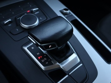 Audi Q5 II SUV 2.0 TDI 163KM 2018 Audi Q5 2.0 TDI, Serwis ASO, 4X4, Automat, Klima, zdjęcie 15