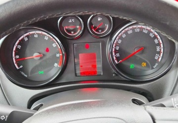 Opel Meriva II Mikrovan 1.4 Turbo ECOTEC 120KM 2011 Opel Meriva 1,4 Ben 120 km 1.4 Benzyna 120KM, zdjęcie 13