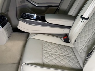 Audi A8 D5 Sedan Facelifting 3.0 50 TDI 286KM 2026 AUDI A8 50 TDI quattro Sedan 3.0 (286KM) 2026, zdjęcie 15