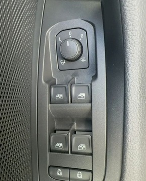 Skoda Kodiaq II SUV 2.0 TDI SCR 193KM 2024 Skoda Kodiaq 2.0 TDI 193 KM 4x4 7 DSG Selection 2.0 Diesel 193KM, zdjęcie 13