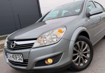 Opel Astra H Sedan 1.6 ECOTEC 115KM 2010 Opel Astra LIFT SEDAN 1.6i 115ps Tylko164TysPrzebiegu SerwisASO 1Wlascicie, zdjęcie 2