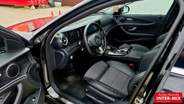 Mercedes Klasa E W213 Limuzyna 2.0 250 211KM 2017 Mercedes-Benz Klasa E E250 Zarejestrowany 2.0 Benzyna 210KM, zdjęcie 32