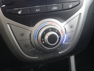 Hyundai ix20 Mikrovan 1.4 CVVT 90KM 2014 Hyundai ix20 1.4 CVVT, GAZ, Klima, Parktronic, zdjęcie 11