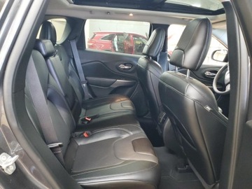 Jeep Cherokee V 2022 Jeep Cherokee Limited 2022 3.2l 3.2 Benzyna 271KM, zdjęcie 11