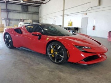 Ferrari 2023 Ferrari SF90 Stradale 2023 Ferrari SF90 Stradale Coupe 4.0 Benzyna 986KM, zdjęcie 4