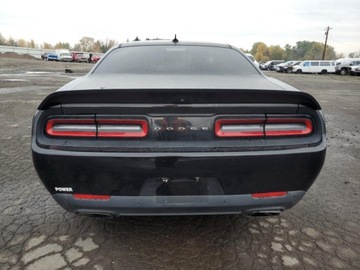 Dodge Challenger III 2019 Dodge Challenger RT Scat Pack 2019 6.4 Benzyna 485KM, zdjęcie 2