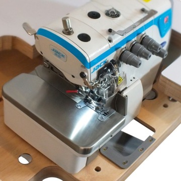 Jack JK-E4-4 4-х ниточный 2-х игольный оверлок