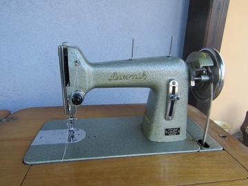 ЛУЧНИК ШКАФ ДЛЯ ШВЕЙНОЙ МАШИНЫ ДЛЯ ШВЕЯ