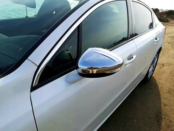 VRSTVA  ZRCÁTKO CHRÓM PEUGEOT 508 CITROEN C5 DS5