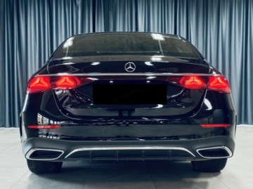 Mercedes Klasa E W214 Sedan 2.0 220d 197KM 2025 E Klasa 220 d 4-Matic AMG 2.0 (197KM) 2025, zdjęcie 3