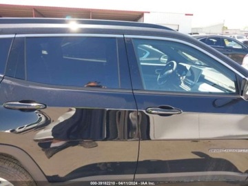 Jeep Compass II 2024 Jeep Compass 2024r, 2.0L, 4x4, Latitude 2.0 Benzyna 200KM, zdjęcie 7