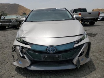 Toyota Prius IV Hatchback Plug-in 1.8 Hybrid Plug-in 122KM 2020 Toyota Prius Prime LE 2020 1.8l 1.8 Hybryda 121KM, zdjęcie 5