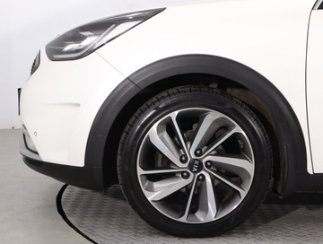 Kia Niro I Crossover 1.6 GDi Hybrid 141KM 2018 Kia Niro Hybrid, Salon Polska, Serwis ASO, zdjęcie 14