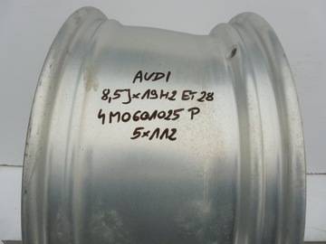 Felga pojedyncza Audi Q7 4M0601025P
