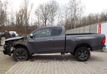 Toyota Hilux VIII Podwójna kabina Facelifting 2.4 D-4D 150KM 2021 Toyota Hilux Automat 4X4 Diesel Okazja, zdjęcie 13