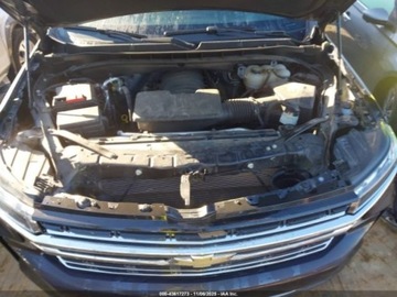 Chevrolet Suburban GMT900 2023 Chevrolet Suburban 2023r., 4x4, 5.3L 5.3 Benzyna 355KM, zdjęcie 11