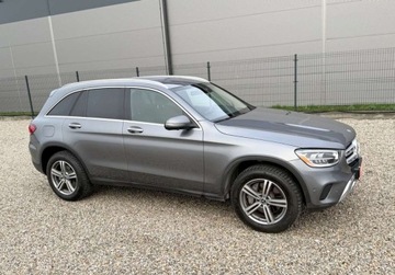 Mercedes GLC C253 2021 Mercedes-Benz GLC 4x4 GLC 2.0 BENZ 258 KM 2021r Warszawa 2.0 Benzyna