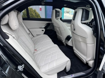 BMW Seria 7 G70 Sedan Plug-In 3.0 M60e 571KM 2023 BMW M760 Gwarancja 01.29. FV 23%. Pełne wyposaż., zdjęcie 19