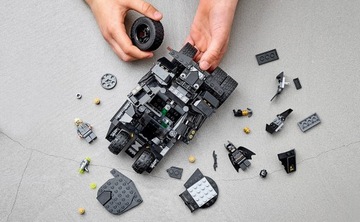LEGO 76239 DC Super Heroes — Неваляшка Бэтмена: Битва с Пугалом