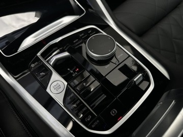 BMW X6 G06 SUV Facelifting 3.0 30d 298KM 2025 BMW X6 xDrive30d Sport Suv 3.0 (298KM) 2025, zdjęcie 10