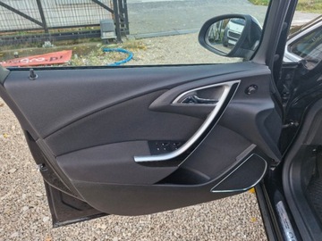 Opel Astra J Sports Tourer 1.4 Turbo ECOTEC 140KM 2011 Opel Astra Sliczna 1.4 b Ful Opcja Bezwypadkowa Zarejestrowana Gwarancja d, zdjęcie 14