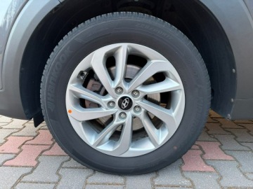 Hyundai Tucson III SUV 1.7 CRDI 115KM 2016 Hyundai Tucson 1.7 CRDI Kamera Panorama dach, zdjęcie 29