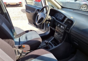 Opel Zafira A 1.6 16V 101KM 2004 Opel Zafira 1,6 Benzyna Klima 7-osob 1.6 Benzyna 100KM, zdjęcie 22