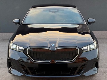 BMW Seria 5 G90-91 Touring 2.0 520d 197KM 2025 BMW Seria 5 520d xDrive Sport Sedan 2.0 (197KM) 2025, zdjęcie 5