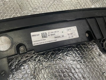 PORSCHE TAYCAN 9J1 SVĚTLO ZADNÍ CLONA (KRYT) LED EURO