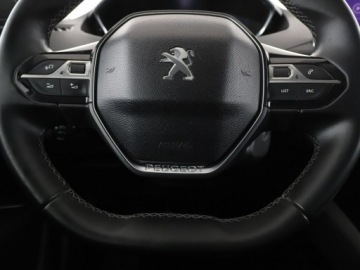 Peugeot 5008 II Crossover 1.5 BlueHDI 130KM 2017 Peugeot 5008 1.5 HDi Allure 7os Navi Tempomat, zdjęcie 20