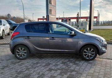 Hyundai i20 I Hatchback 5d Facelifting 1.2 DOHC 85KM 2014 Hyundai i20 1.2 Benzyna 86KM, zdjęcie 5