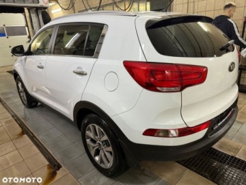 Kia Sportage III 2015 Kia Sportage Kia Sportage 2.0 CVVT 4WD Spirit 2.0 Benzyna 163KM, zdjęcie 10