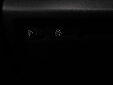 Citroen C4 III SUV 1.2 PureTech 130KM 2023 Citroen C4 automat kamera FullLED tempomat, zdjęcie 34