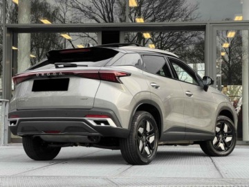 Omoda 5 1.5 T-GDI 224KM 2025 Od ręki - Omoda 5 1.5 T-GDI Hybrid Premium DHT 224KM, zdjęcie 5